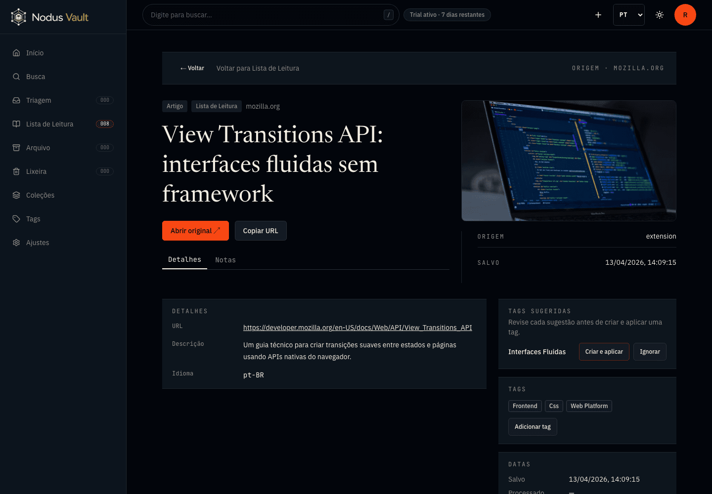 Detalhe de bookmark no Nodus Vault com metadados de origem, tags existentes e uma sugestão aguardando aprovação